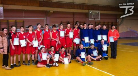 Криворожские юные баскетболисты победили в чемпионате области